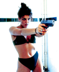 Ogil onasini qolini boglab dugonalari bilan sikishdi Katta eshak yogi