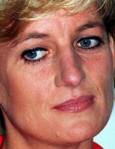 was princess diana's dresser in love with her Princess Diana's secret friendship with Freddie Mercury