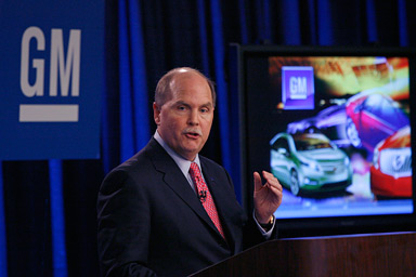 General Motors CEO Fritz Henderson speaks at a news conference following GM's bankruptcy filing in New York, June 1, 2009. General Motors Corp filed for bankruptcy on Monday, forcing the 100-year-old automaker once seen as a symbol of American economic might and dynamism into a new and uncertain era of government ownership.
