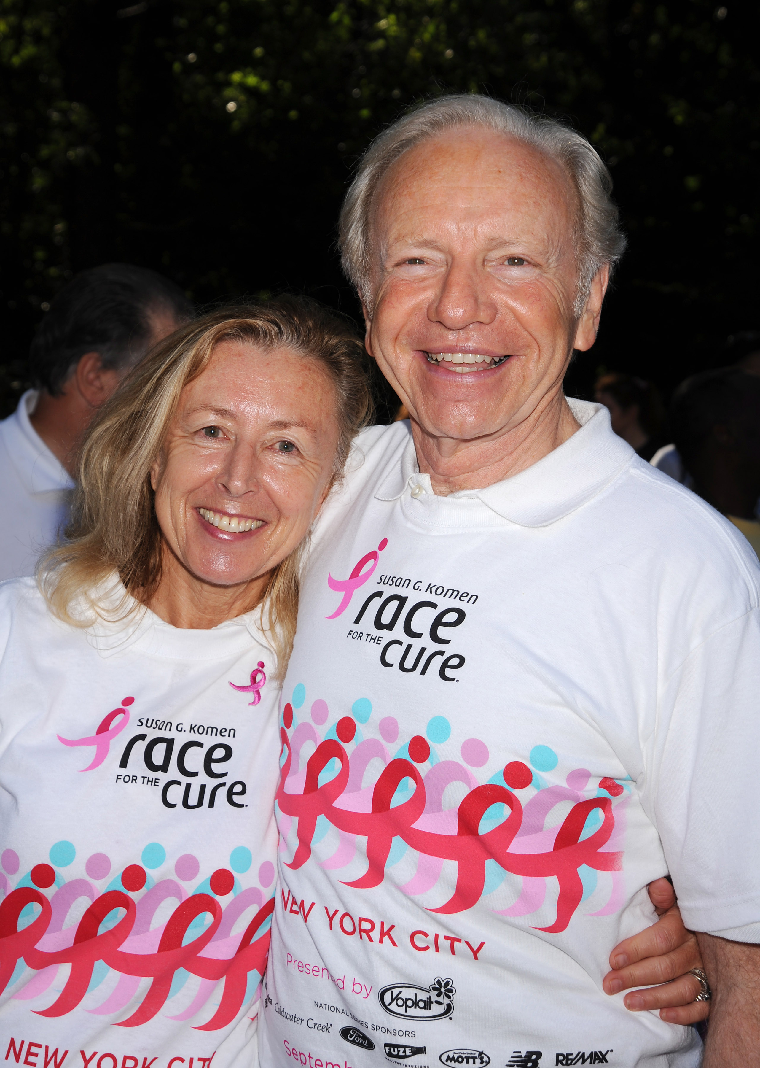 Joe Lieberman and wife Hadassah attend the Susan G. Komen New York City Race for the Cure 2009 at Central Park on September 13, 2009 in New York City, Ca (AP Photo / Tammie Arroyo) (Associated Press)