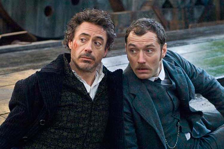 Robert Downey Jr. and Jude Law in "Sherlock Holmes"