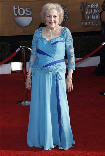 Betty White arrives at the 16th Annual Screen Actors Guild Awards on Saturday, Jan. 23, 2010, in Los Angeles.  (AP Photo/Matt Sayles) (AP)