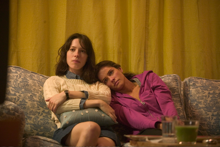 Rebecca Hall and Amanda Peet in "Please Give"