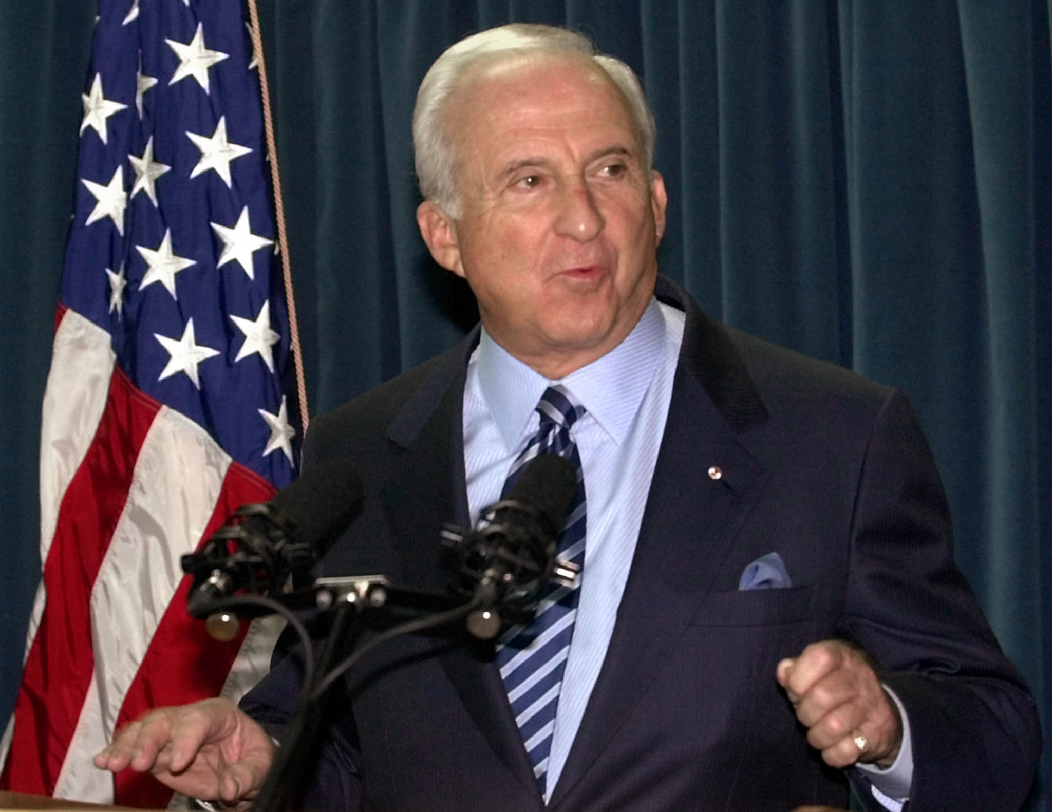 New U.S. ambassador to Italy Melvin Sembler of St. Petersburg, Fla., talks to journalists upon his arrival to Rome's Fiumicino airport, Sunday, Dec. 2, 2001.  (AP Photo/Massimo Sambucetti) (Associated Press)