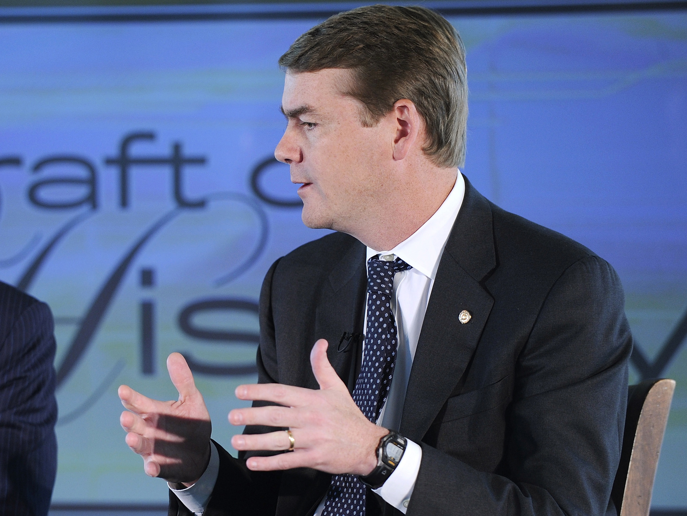 Education experts New York City Department of Education Chancellor Joel Klein (L) and U.S. Senator Michael Bennet (D-CO) speak during an interview at the Newseum in Washington October 1, 2009. The interview is part of the first day of the First Draft of History event, held by the Atlantic Magazine and the Aspen Institute to bring together newsmakers, historians and journalists.   REUTERS/Jonathan Ernst    (UNITED STATES POLITICS EDUCATION) (Â© Jonathan Ernst / Reuters)