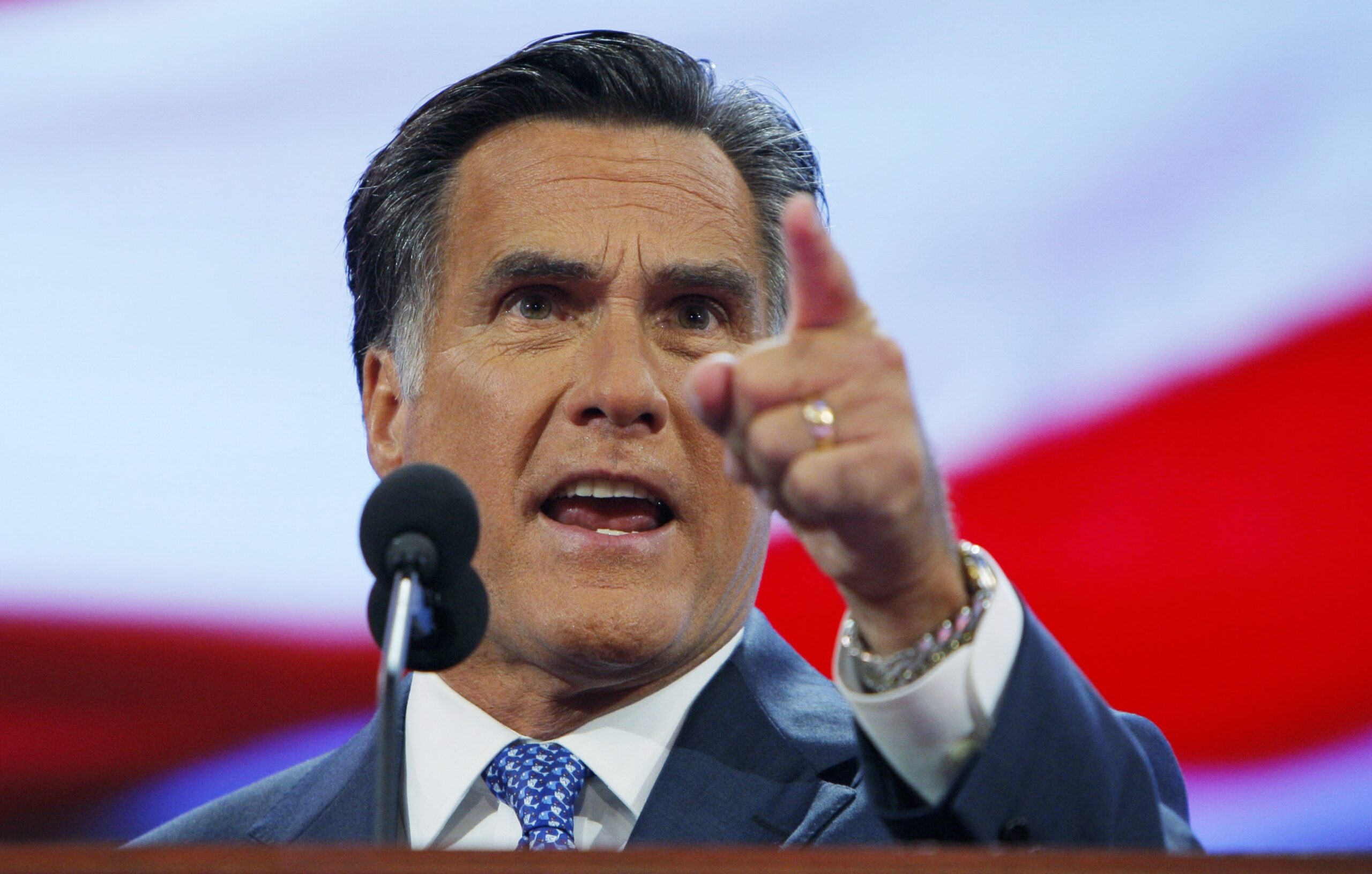 Former Republican presidential candidate and former Governor of Massachusetts Mitt Romney addresses the third session of the 2008 Republican National Convention in St. Paul, Minnesota September 3, 2008.   REUTERS/Brian Snyder    (UNITED STATES)   US PRESIDENTIAL ELECTION CAMPAIGN 2008  (USA) (Reuters)