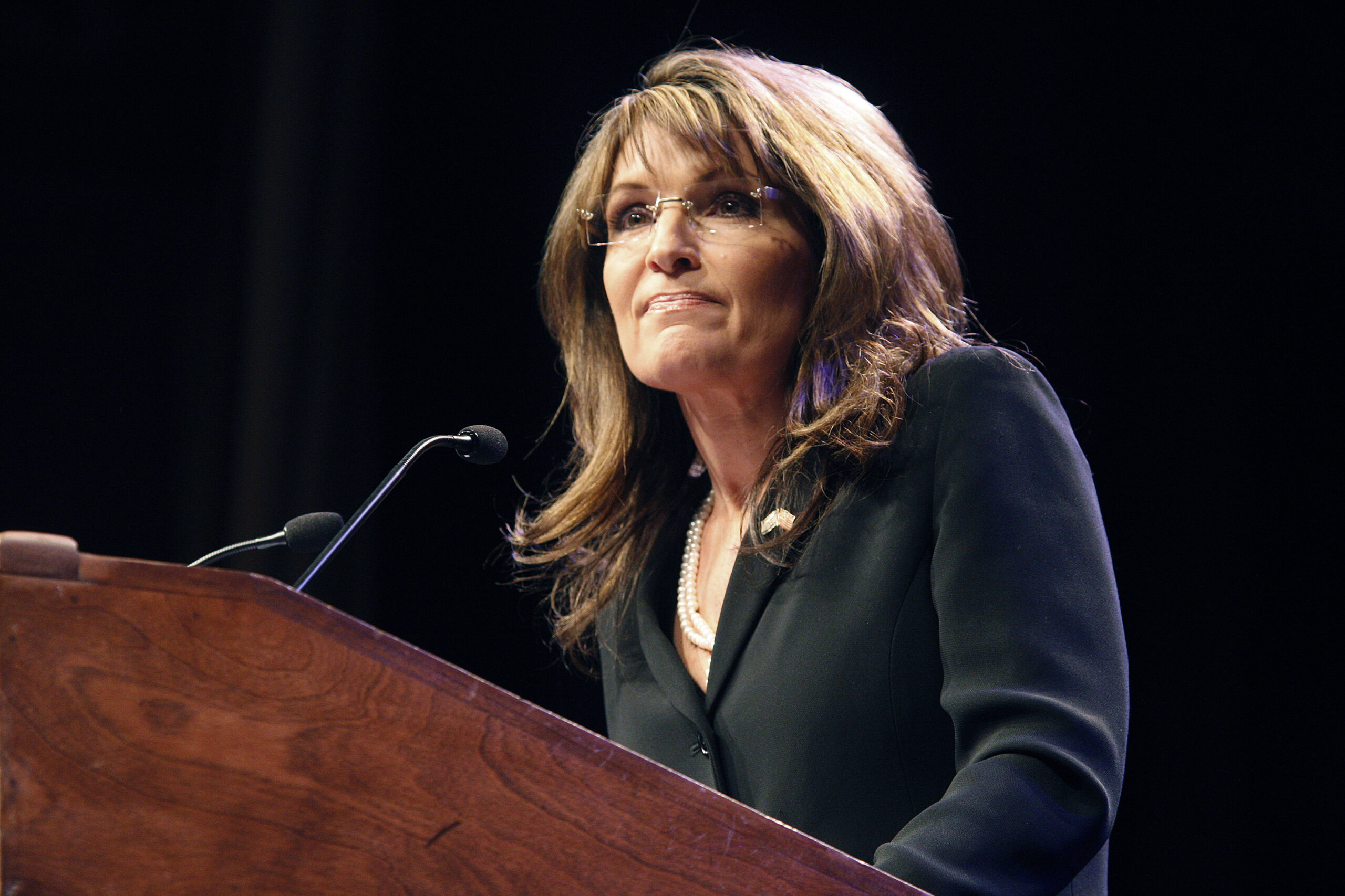 Sarah Palin speaks during the National Tea Party Convention at Gaylord Opryland Hotel in Nashville, Tennessee February 6, 2010. REUTERS/Josh Anderson (UNITED STATES - Tags: POLITICS) (Reuters)