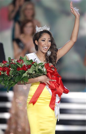 Miss Virginia Caressa Cameron reacts after being crowned Miss America Saturday Jan. 30, 2010 in Las Vegas. (AP Photo/Eric Jamison) (AP)
