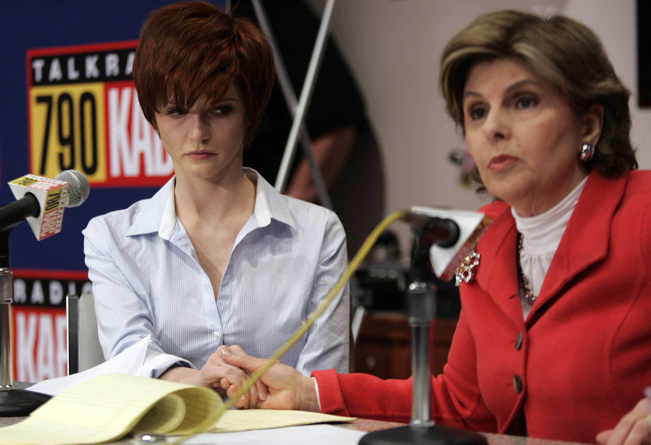 Veronica Siwik-Daniels, left, a former porn star who claims she had a three-year romantic relationship with golfer Tiger Woods, and her attorney Gloria Allred hold a news conference in reaction to Woods' apology in Los Angeles, Friday, Feb. 19, 2010. (AP Photo/Jason Redmond) (Associated Press)