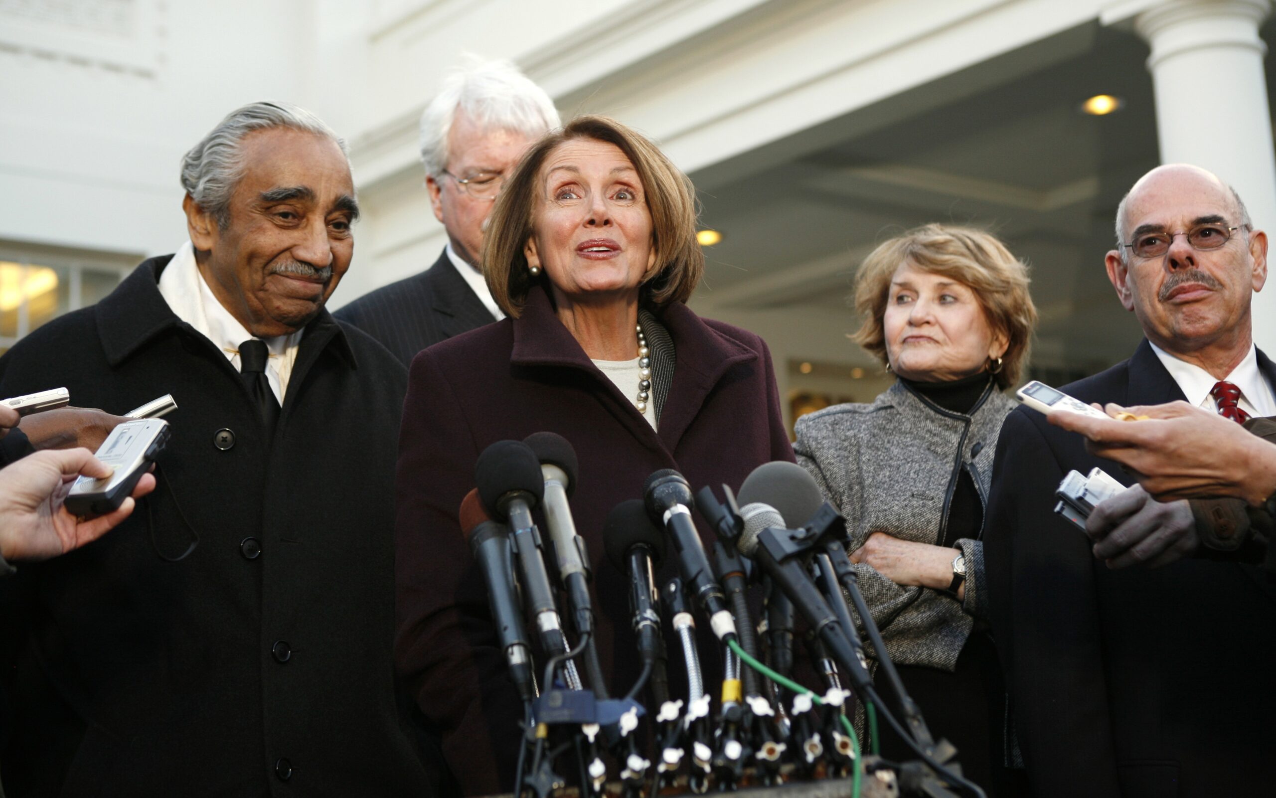 Speaker of the House Nancy Pelosi talks to reporters about healthcare after a meeting with U.S. President Barack Obama and House committee chairs at the White House in Washington January 6, 2010. From left are Charlie Rangel, Ways and Means chairman, Pelosi, Louise Slaughter, Rules Committee chairman and Henry Waxman, Energy and Commerce chairman.
REUTERS/Kevin Lamarque    (UNITED STATES - Tags: POLITICS) (Reuters)
