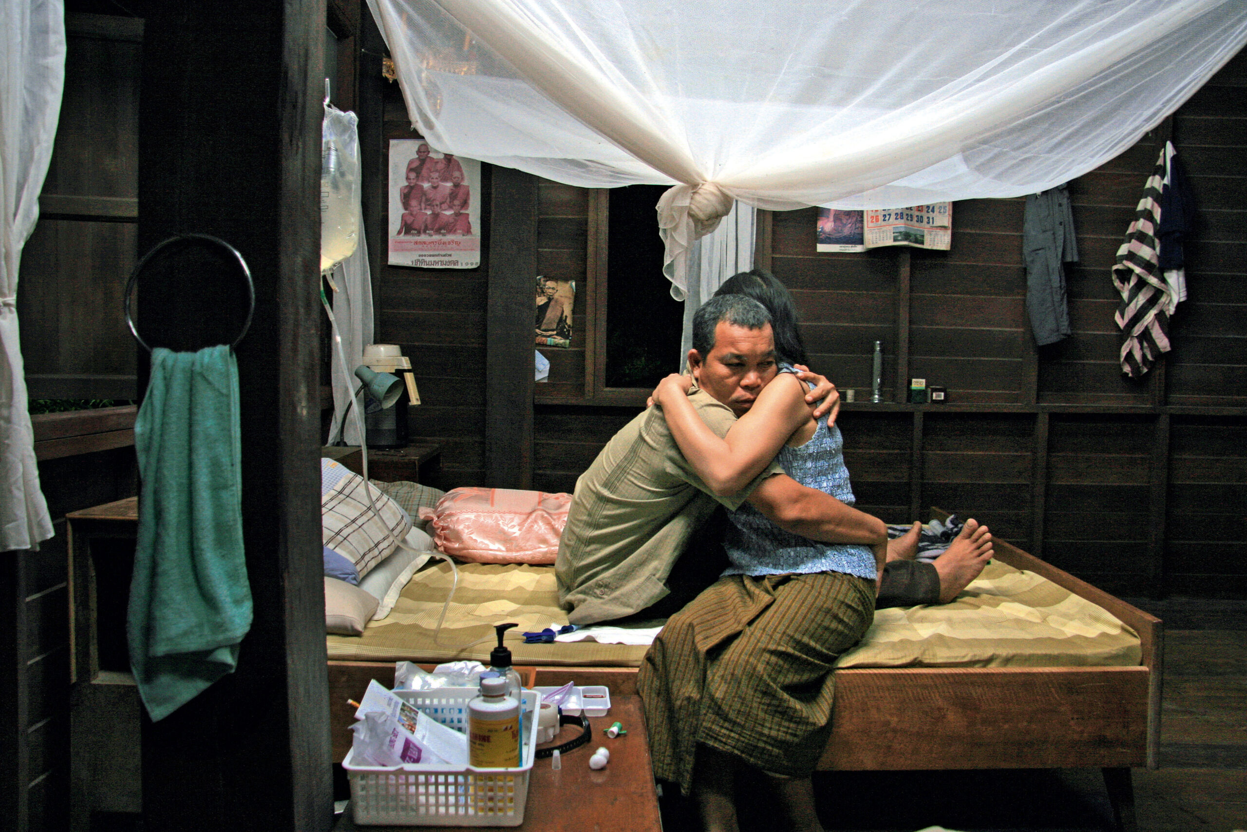 Thanapat Saisaymar and Natthakam Aphaiwonk in "Uncle Boonmee Who Can Recall His Past Lives."