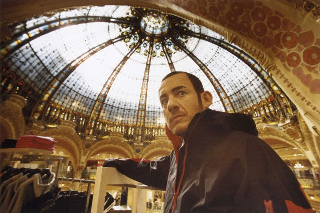 Dany Boon in "Micmacs"