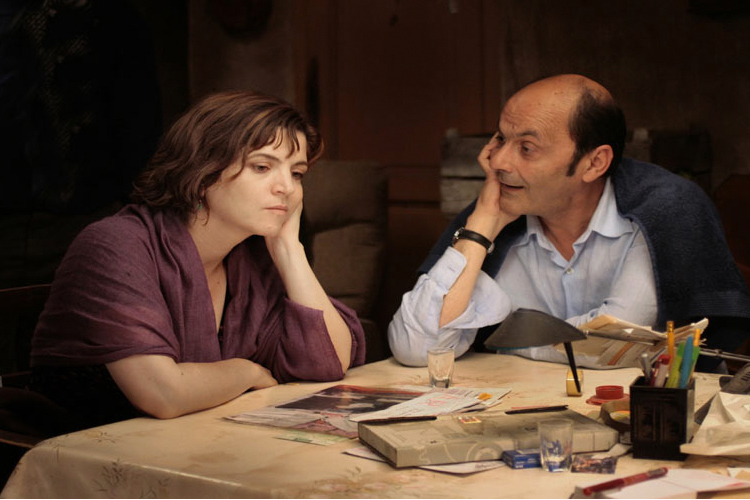 Agnès Jaoui and Jean-Pierre Bacri in "Let It Rain"