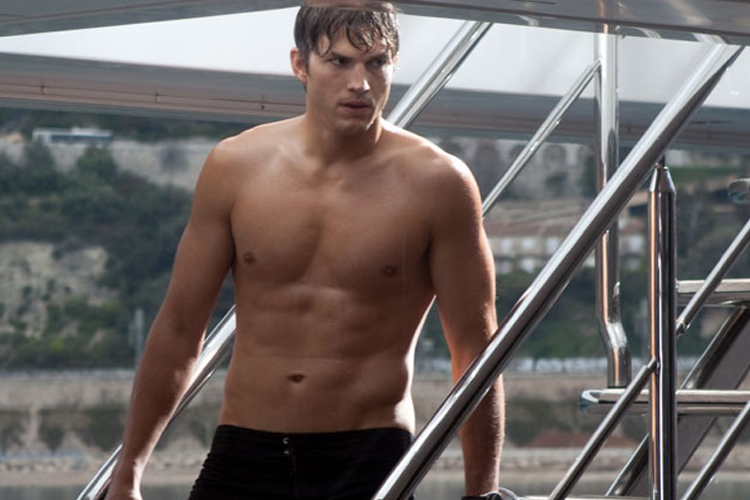 Ashton Kutcher in "Killers"