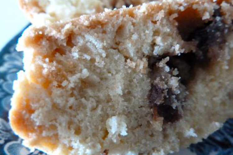 Rum raisin cake