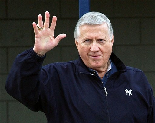 FILE - This feb. 17, 2003, file photo shows New York Yankees owner George Steinbrenner waving to fans in Tampa, Fla.  Steinbrenner, who rebuilt the New York Yankees into a sports empire with a mix of bluster and big bucks that polarized fans all across America, died Tuesday, July 13, 2010, in Tampa, Fla. He had just celebrated his 80th birthday July 4.  (AP Photo/Chris O'Meara, File) (AP)