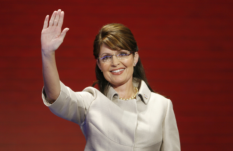 U.S. Republican vice presidential candidate Alaska Governor Sarah Palin waves as she walks onstage to address the 2008 Republican National Convention in St. Paul, Minnesota September 3, 2008.     REUTERS/Damir Sagolj (UNITED STATES)  US PRESIDENTIAL ELECTION CAMPAIGN 2008 (USA) (Â© Damir Sagolj / Reuters)