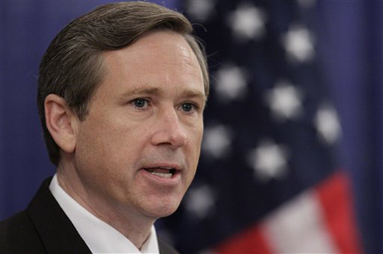 FILE - In this June 29, 2010 file photo, Republican U.S. Senate candidate Mark Kirk speaks at a news conference in Northbrook, Ill. Vote early, vote often. It's an old joke about Illinois politics but state residents will be choosing twice in November to fill President Barack Obama's old Senate seat.   (AP Photo/M. Spencer Green, File) (M. Spencer Green)