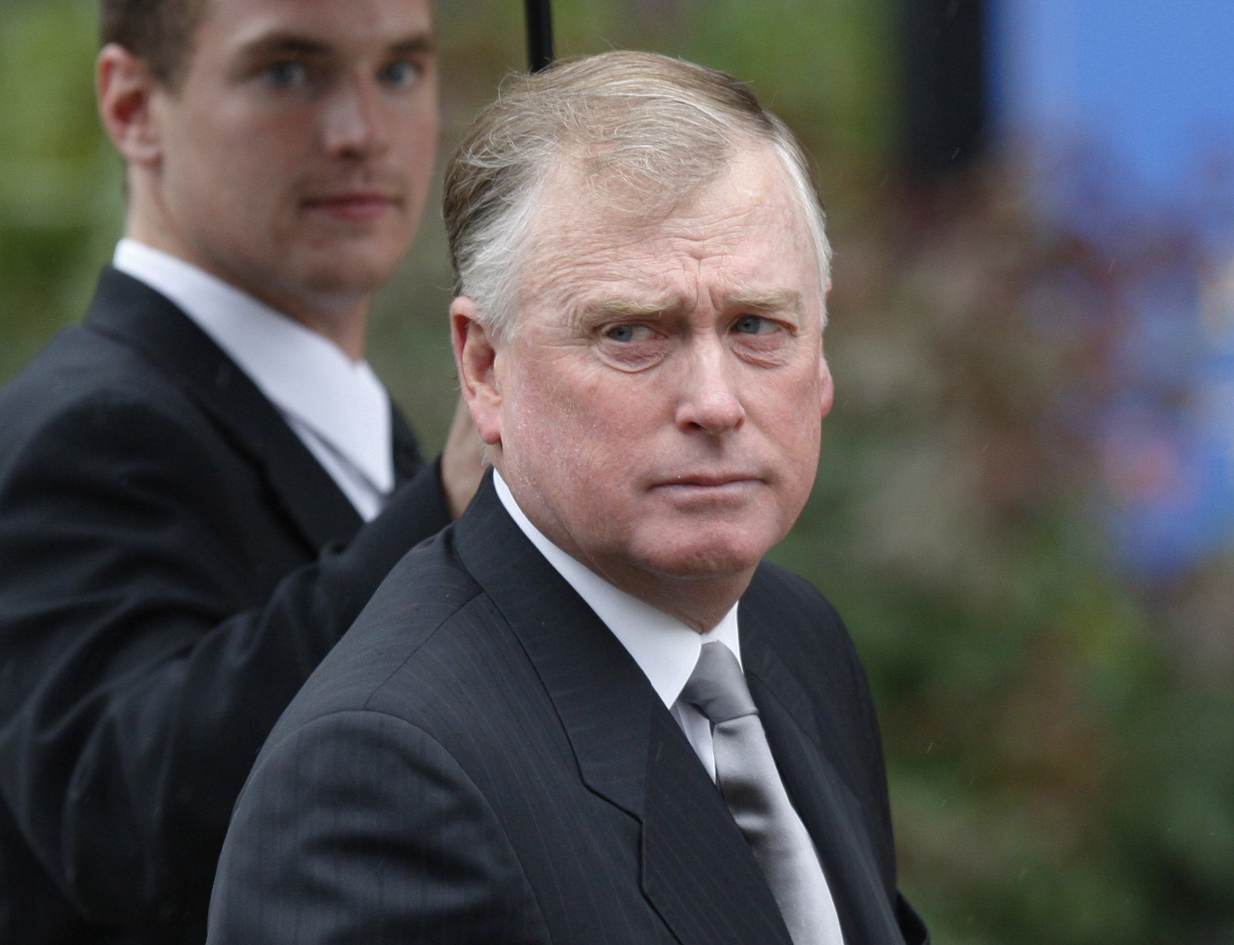 Former United States Vice President Dan Quayle arrives for funeral services of U.S Senator Edward Kennedy at the Basilica of Our Lady of Perpetual Help in Boston, Massachusetts August 29, 2009. Senator Kennedy died Tuesday after a battle with cancer.     REUTERS/Mike Segar (UNITED STATES POLITICS OBITUARY) (Â© Mike Segar / Reuters)