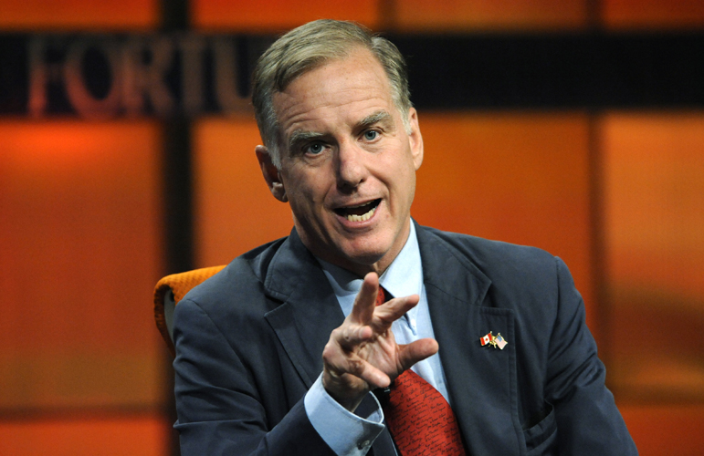 Governor Howard Dean, physician and former chairman of the Democratic National Committee, speaks during the "American Technophile: "How Technology is changing Politics, Governance & Healthcare" panel at the Fortune Tech Brainstorm 2009 in Pasadena, California July 22, 2009.  REUTERS/Phil McCarten (UNITED STATES BUSINESS) (Â© Phil Mccarten / Reuters)