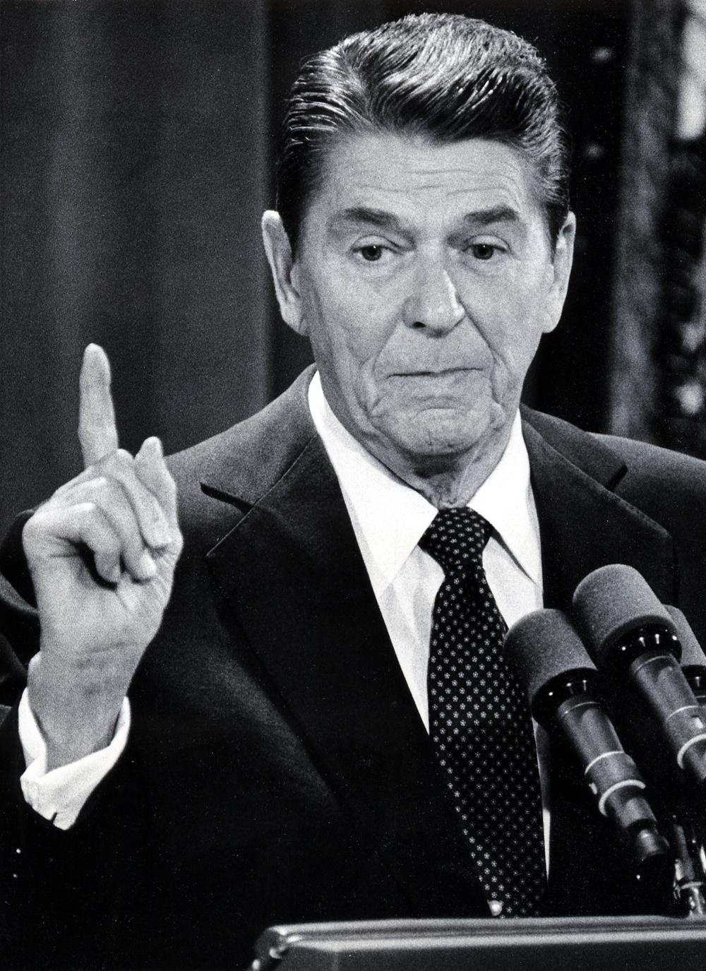 Former U.S president Ronald Reagan is seen in this October 19, 1983
file photo addressing a news conference in Washington D.C. REUTERS/Mal
Langsdon

MAL/AS (Â© Mal Langsdon / Reuters)