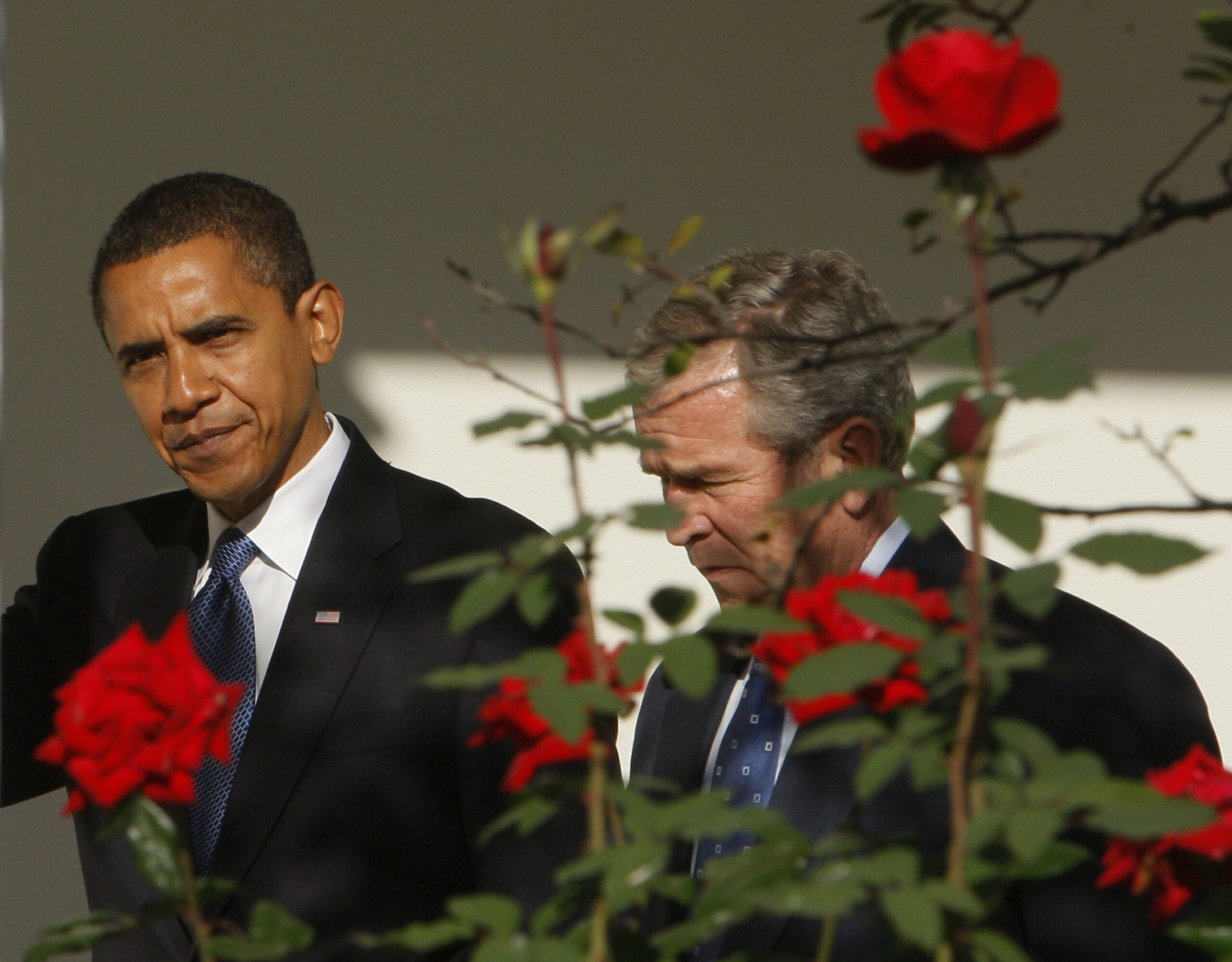 President Bush and President-elect Obama walk along the West Wing Colonnade of the White House in Washington, Monday, Nov. 10,2008, prior to their meeting.  (AP Photo/Charles Dharapak) (Associated Press)