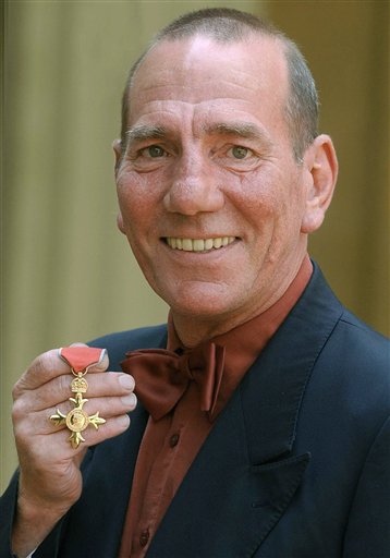 FILE -A Wednesday, June 9, 2004 photo from files showing  British actor Peter Postlethwaite displaying his Order of the British Empire or OBE, shortly after the presentation at Buckingham Palace in London.  Britain's Press Association is reporting Monday, Jan. 3, 2011 that decorated film actor Pete Postlethwaite has died at the age of 64. It quotes longtime friend Andrew Richardson as saying Monday that Postlethwaite died in hospital in Shropshire, central England, after a long illness. Richardson said Postlethwaite died Sunday. He had been receiving treatment for cancer.  (AP Photo /Kirsty Wigglesworth/ Pool) (AP)