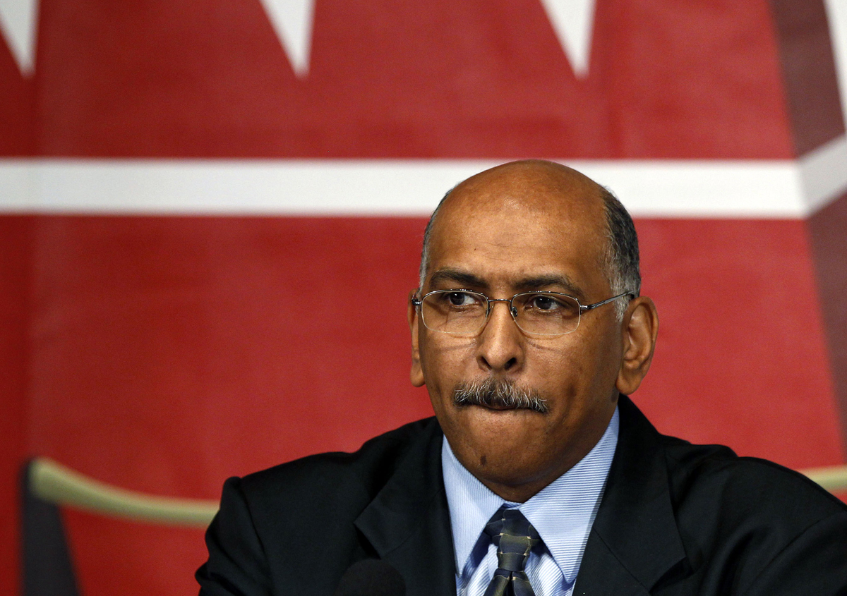 Michael Steele, candidate for the chairmanship of the Republican National Committee, attends a debate with other candidates at the National Press Club in Washington January 3, 2011.      REUTERS/Larry Downing (UNITED STATES - Tags: POLITICS) (Â© Larry Downing / Reuters)