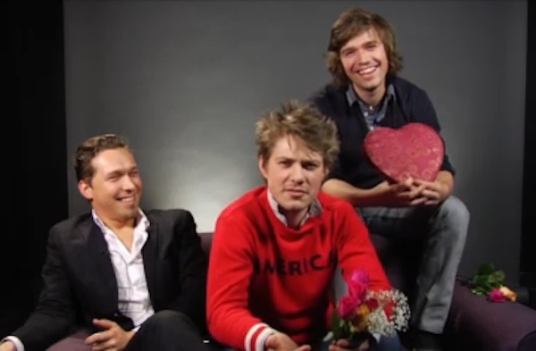 Hanson wishes you a Happy Valentine's Day on the Internet!