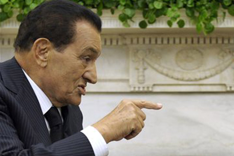 FILE - In a Sept. 1, 2010 file photo, President Barack Obama meets with Egyptian President Hosni Mubarak, in the Oval Office of the White House in Washington. More than a quarter-million people flooded Cairo's main square Tuesday, Feb. 1, 2011 in a stunning and jubilant array of young and old, urban poor and middle class professionals, mounting by far the largest protest yet in a week of unrelenting demands for Mubarak to leave after nearly 30 years in power. (AP Photo/Susan Walsh, File) (Susan Walsh)