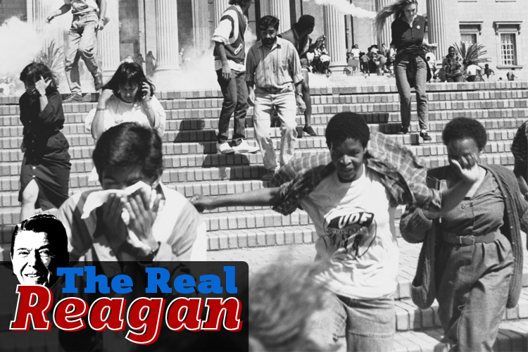Student demonstrators at Johannesburg's Witwatersrand University flee as police fire tear gas at them during an anti-apartheid protest rally August 31, 1989.