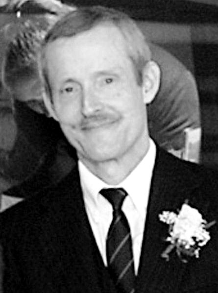 Ivins at a 2003 awards ceremony at USAMRIID