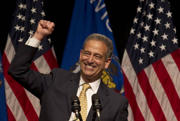 Sen. Russ Feingold (D-Wis) speaks at a campaign event with first lady Michelle Obama Wednesday, Oct. 13, 2010, in Milwaukee. (AP Photo/Morry Gash) (Morry Gash)