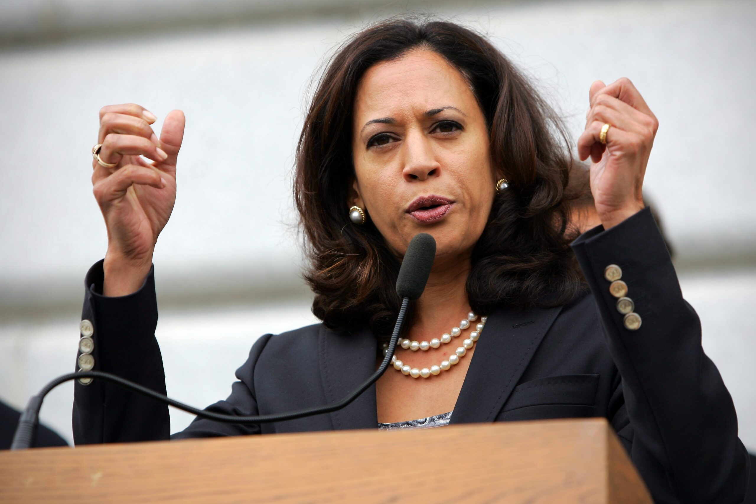 California Attorney General Kamala Harris (Richard T. Bui)