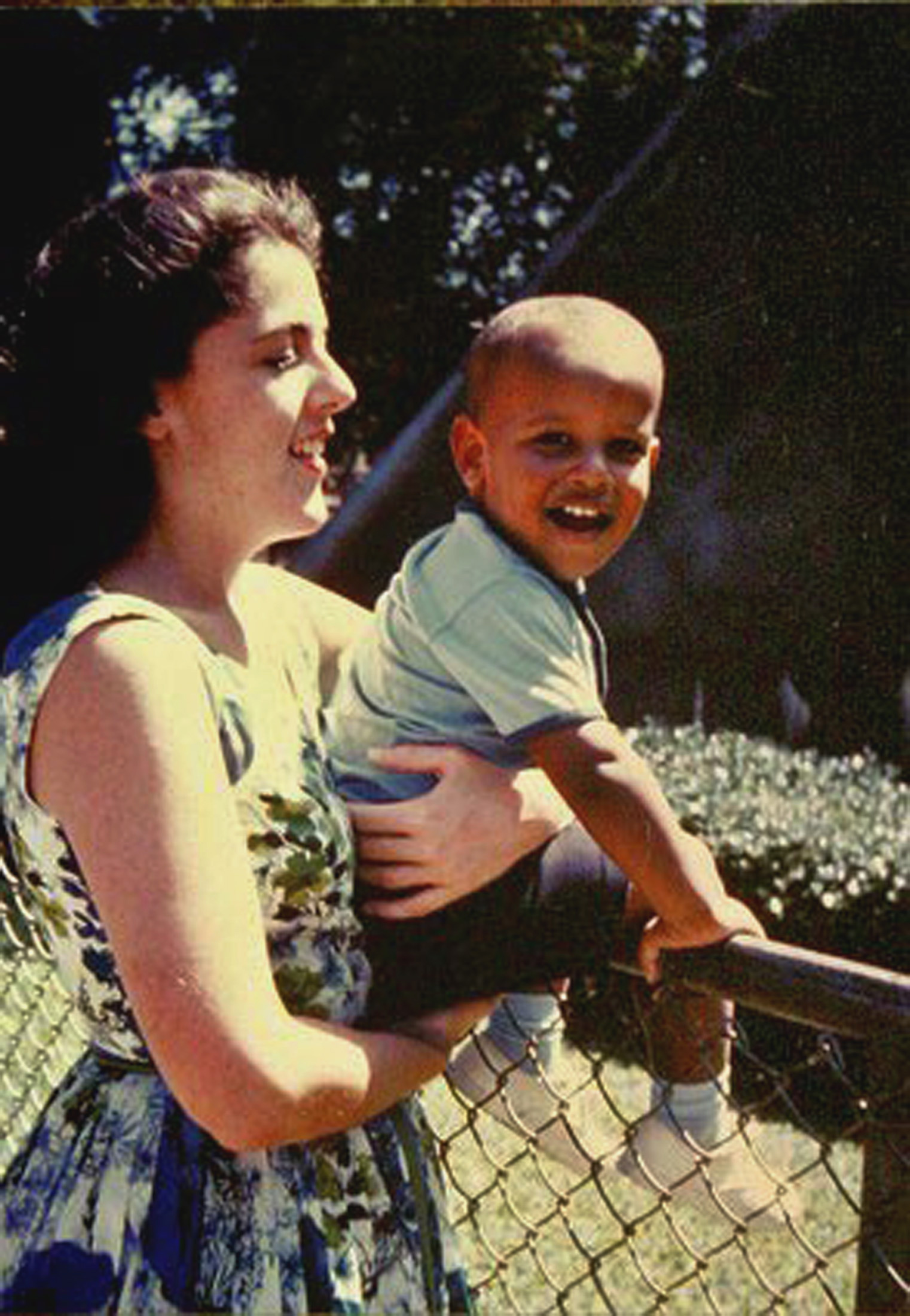 US Democratic presidential candidate Senator Barack Obama (D-IL) is seen as a child with his mother Ann Dunham in an undated family snapshot from the 1960's released by his presidential campaign, February 4, 2008. Obama, now a 46-year-old first-term U.S. senator from Illinois who would be the first black US president, heads into Super Tuesday's slate of 22 Democratic state primaries and caucuses in a tight race with Hillary Clinton to become the party's presidential nominee. REUTERS/Obama For America/Handout     (UNITED STATES) US PRESIDENTIAL ELECTION CAMPAIGN 2008 (USA).  EDITORIAL USE ONLY. NOT FOR SALE FOR MARKETING OR ADVERTISING CAMPAIGNS. (Reuters)