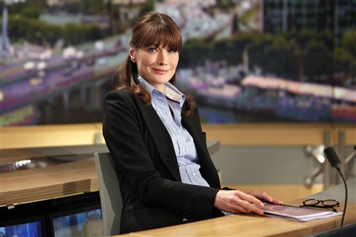 French President's wife Carla Bruni-Sarkozy poses prior to a television interview, in Paris, Monday May 16, 2011. (AP Photo/Thibault Camus, pool) (AP)