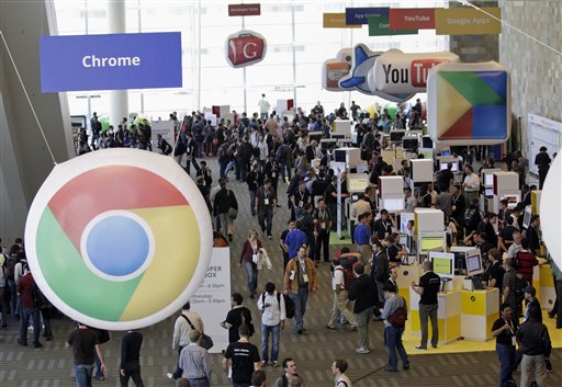 Attendees crowd the convention floor at the Google IO Developers Conference in San Francisco,  Tuesday, May 10, 2011.  (AP Photo/Marcio Jose Sanchez) (AP)