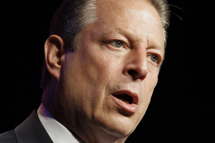 Former Vice President Al Gore introduces Vice President Joe Biden at the annual Tennessee Democratic Party Jackson Day on Friday, July 16, 2010 in Nashville, Tenn.  (AP Photo/Mark Humphrey) (Mark Humphrey)
