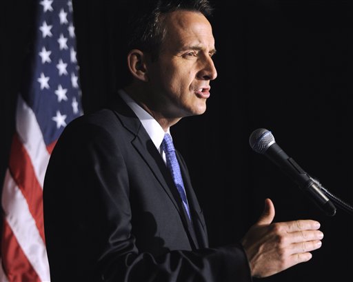 CAPTION CORRECTION, CORRECTS DATE TO JUNE 7, 2011, NOT JUNE 6, 2011 - Republican presidential hopeful, former Minnesota Gov. Tim Pawlenty delivers a policy address at the University of Chicago Harris School of Public Policy in Chicago, Tuesday, June 7, 2011. (AP Photo/Paul Beaty) (AP)
