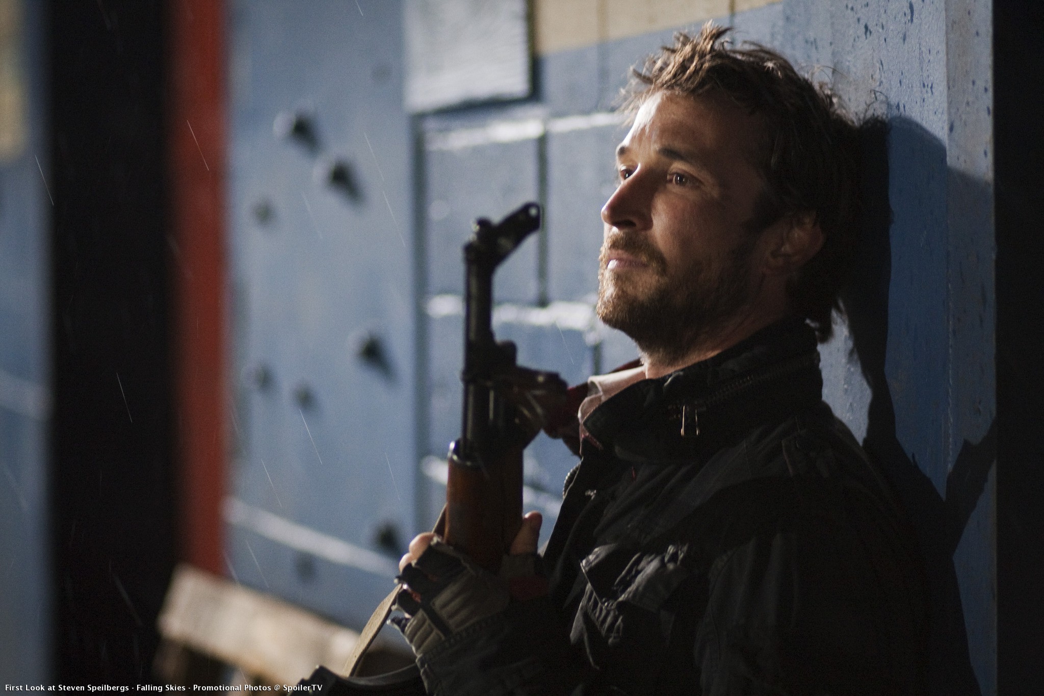Noah Wyle in TNT's "Falling Skies."
