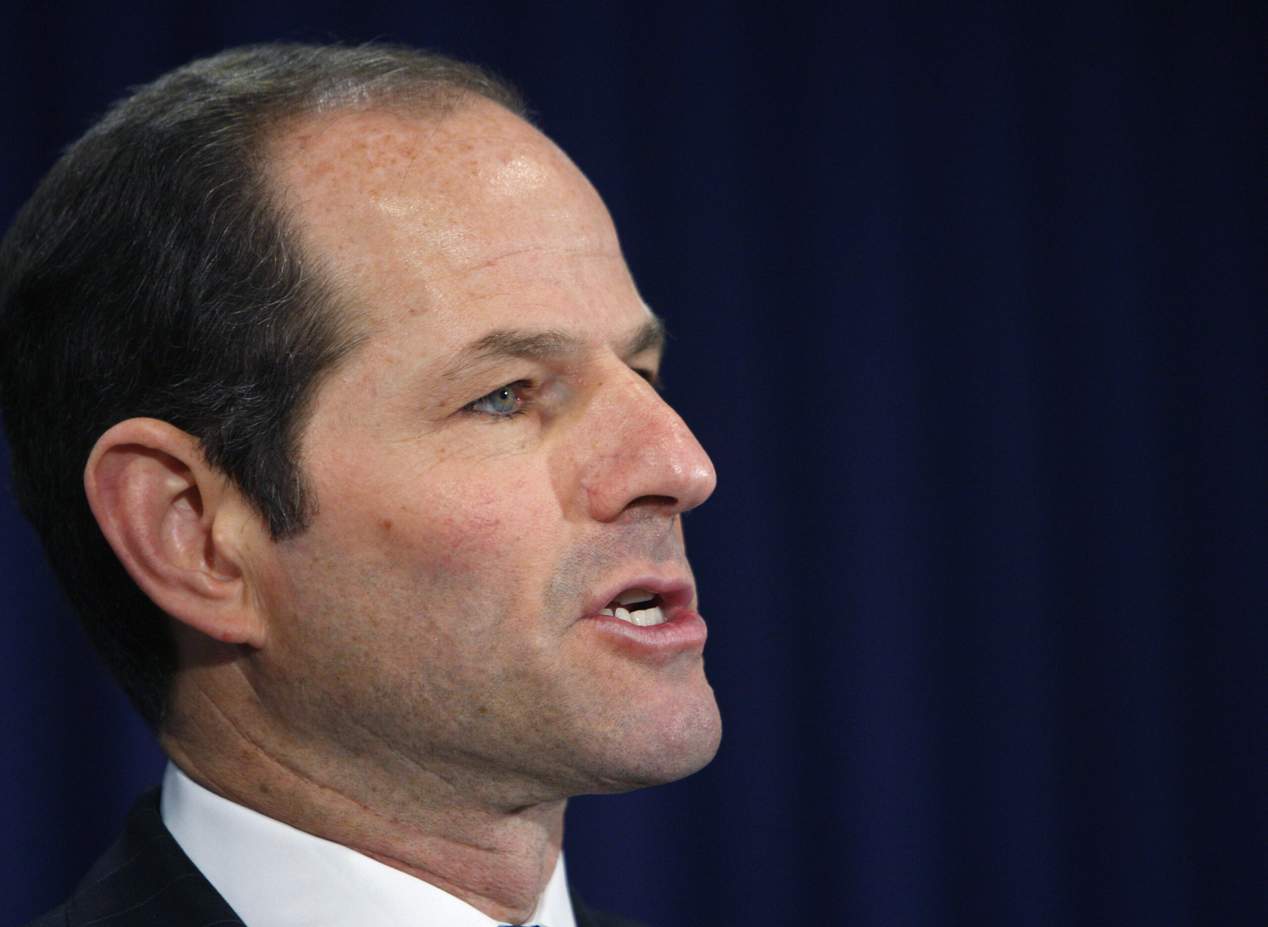 New York Governor Eliot Spitzer announces his resignation at his office in New York March 12, 2008. Spitzer resigned on Wednesday amid a scandal over a $1,000-an-hour prostitute, cutting short a career built on pugnacious investigations of Wall Street crimes.   REUTERS/Brendan McDermid (UNITED STATES) (Reuters)