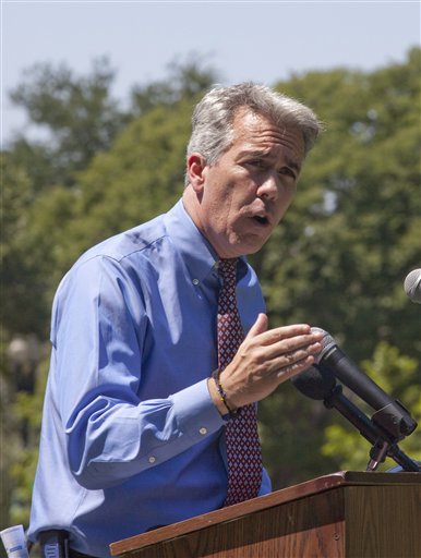 Rep. Joe Walsh, R-Ill. addresses a Tea Party rally on Capitol Hill in Washington, Wednesday, July 27, 2011. (AP Photo/Harry Hamburg) (AP)