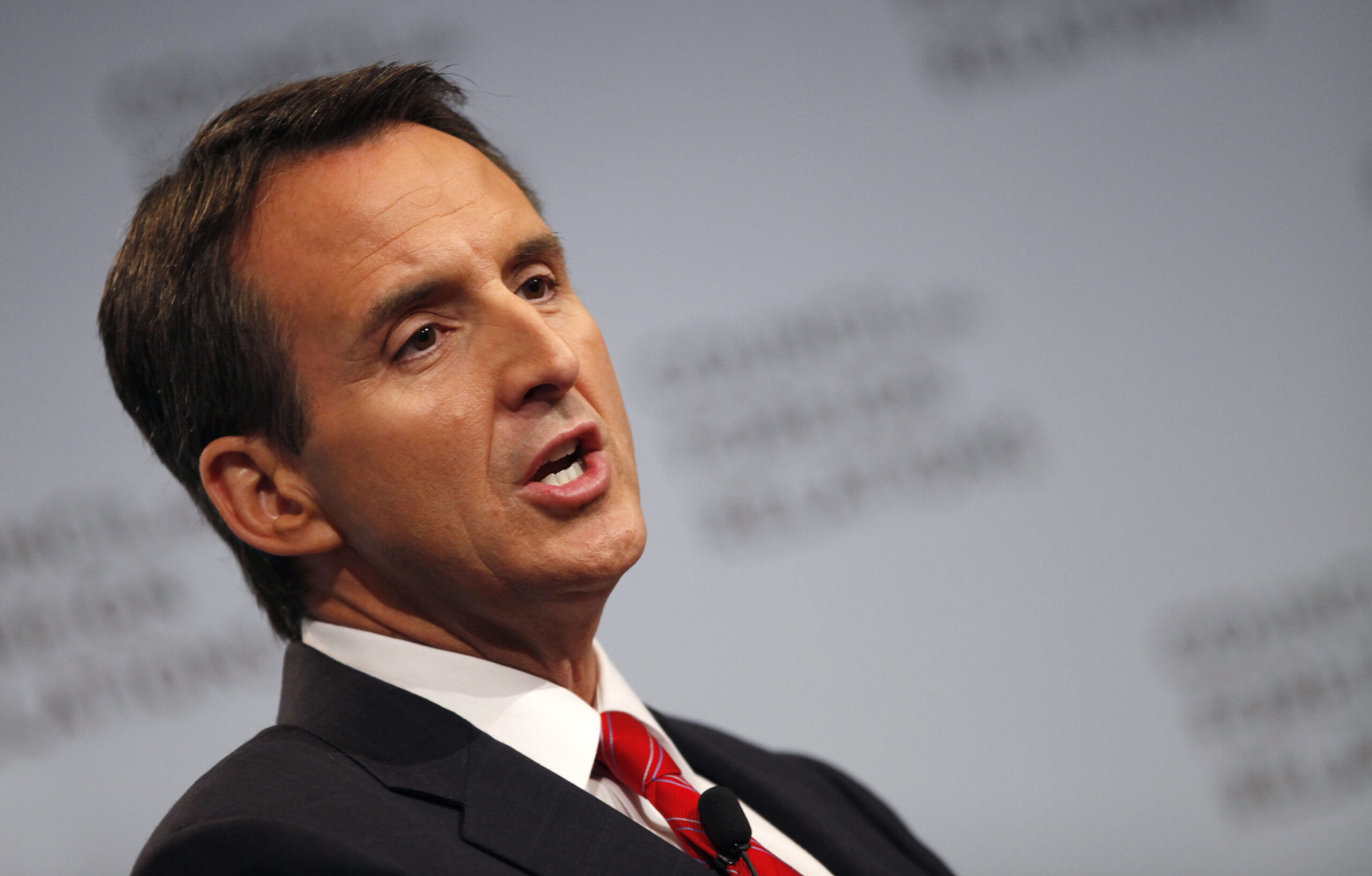 Former Minnesota Governor and candidate for the 2012 Republican Presidential Nomination Tim Pawlenty speaks during a question and answer session at the Council on Foreign Relations in New York, June 28, 2011. Pawlenty is battling to break out of the pack of Republican contenders for the party's 2012 presidential nomination, but was struck a blow this week when a Des Moines Register poll found he only had 6 percent support among Iowa Republicans. REUTERS/Mike Segar  (UNITED STATES - Tags: POLITICS) (Reuters)