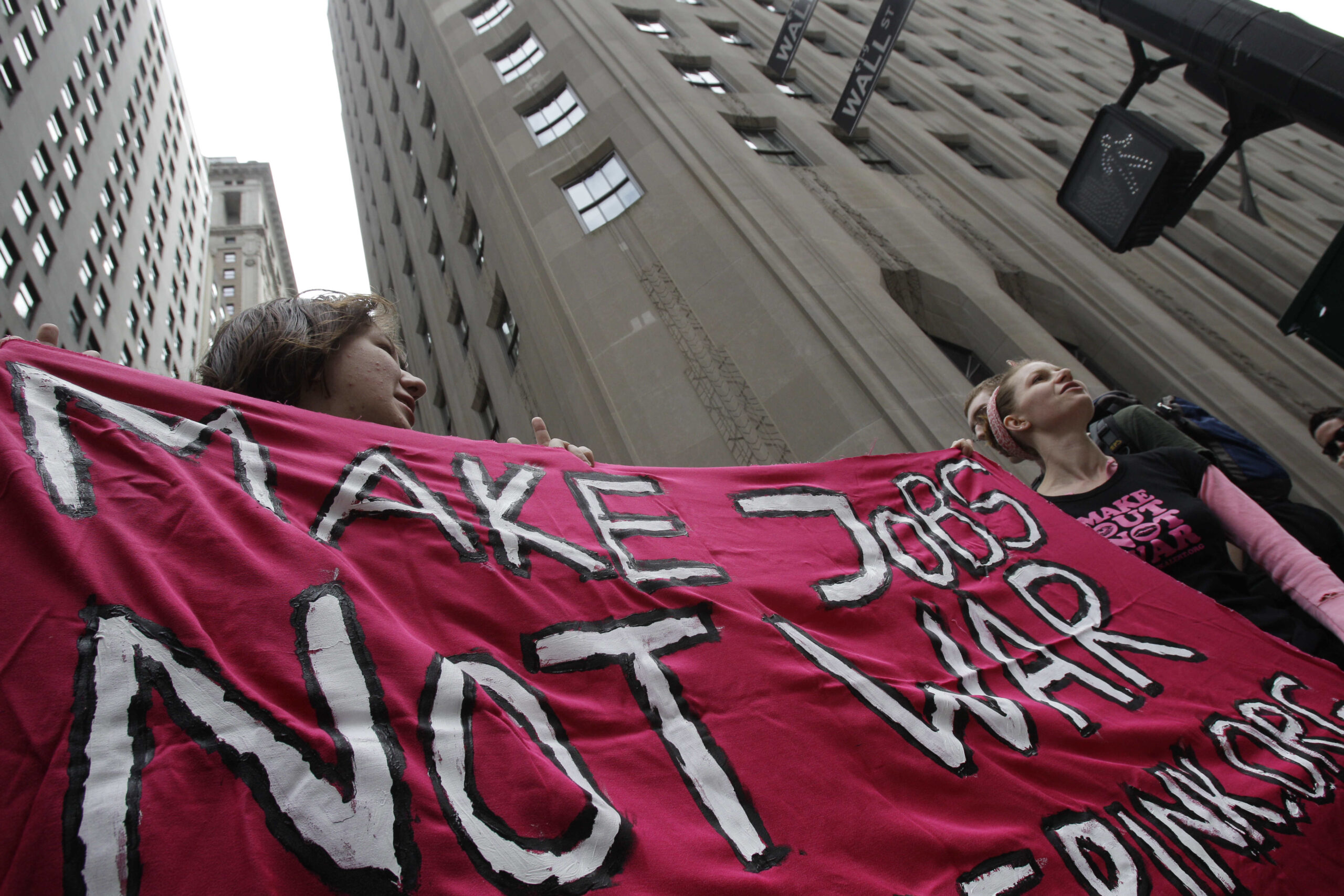 Demonstrators gather to call for the occupation of Wall street Saturday, Sept. 17, 2011  in New York.  (AP Photo/Frank Franklin II) (Frank Franklin Ii)