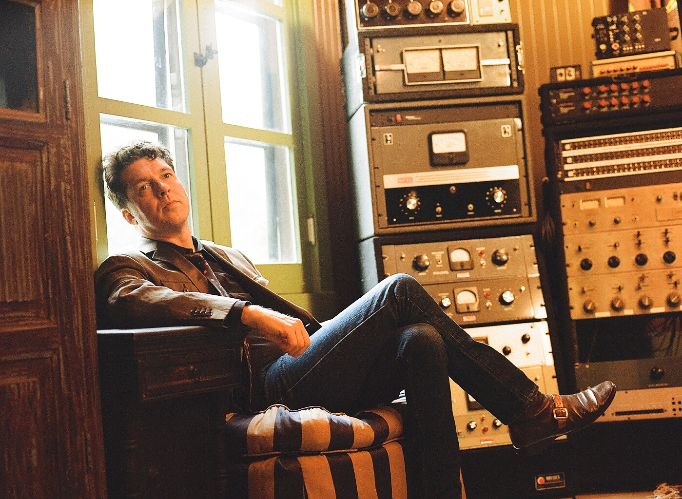 Joe Henry (Lauren Dukoff)