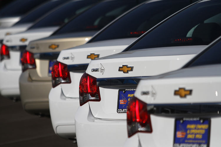 Chevrolet Cruze vehicles are displayed at Courtesy Chevrolet dealership in Phoenix, Arizona. (Joshua Lott / Reuters)