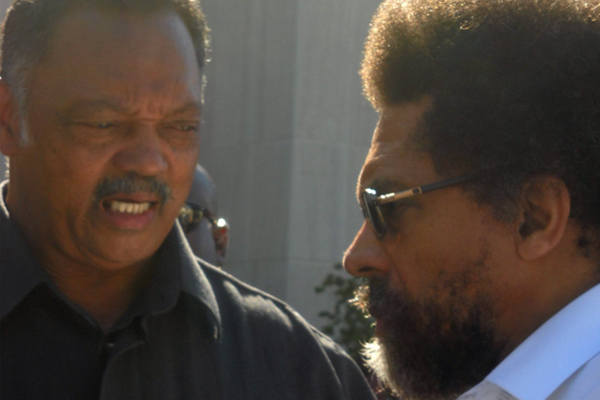 Jesse Jackson meets Cornel West at the Washington courthouse (Jefferson Morley)