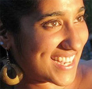 Navina Khanna (Navia Khanna)