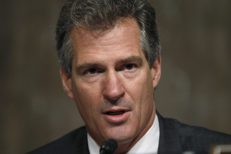 U.S. Senator Scott Brown (R-MA) (Hyungwon Kang / Reuters)