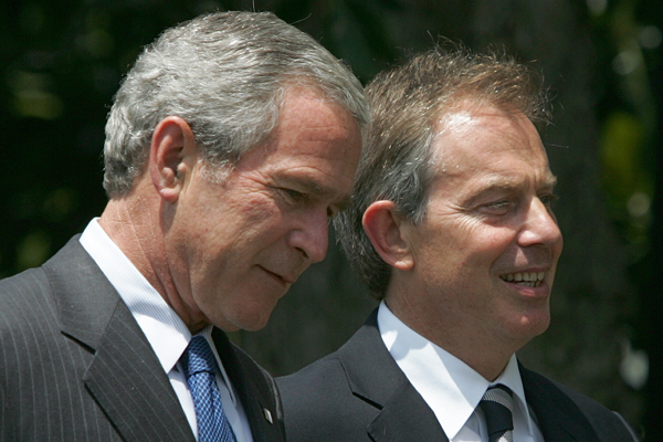Former President Bush and then British Prime Minister Tony Blair (AP)
